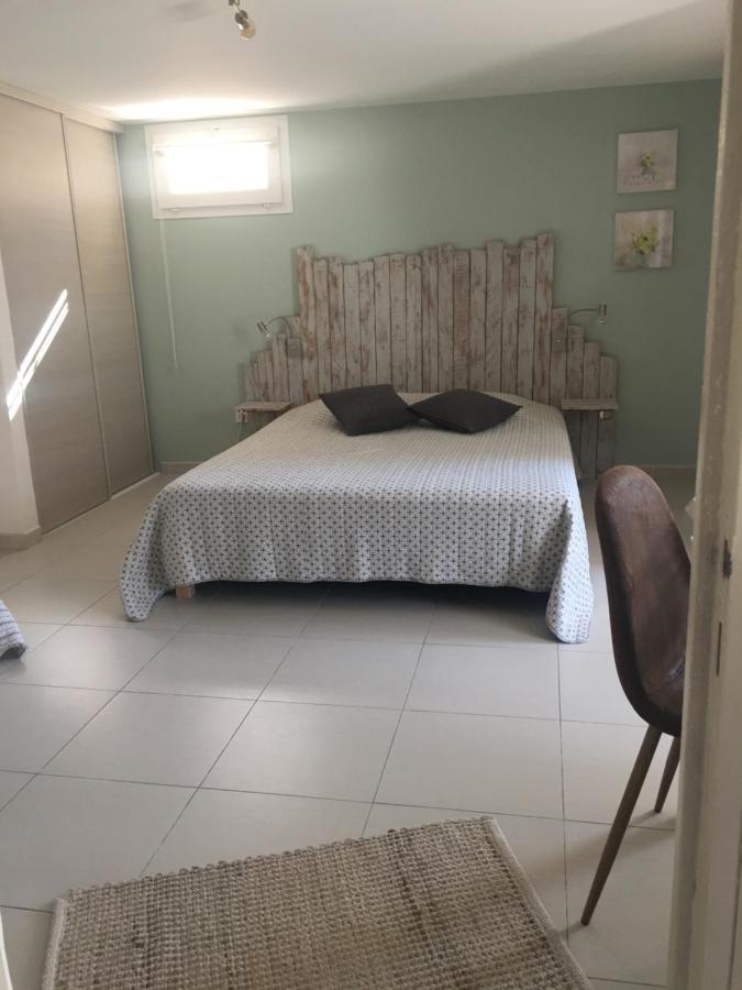 Appartement Dans La Colline Belgentier Bagian luar foto