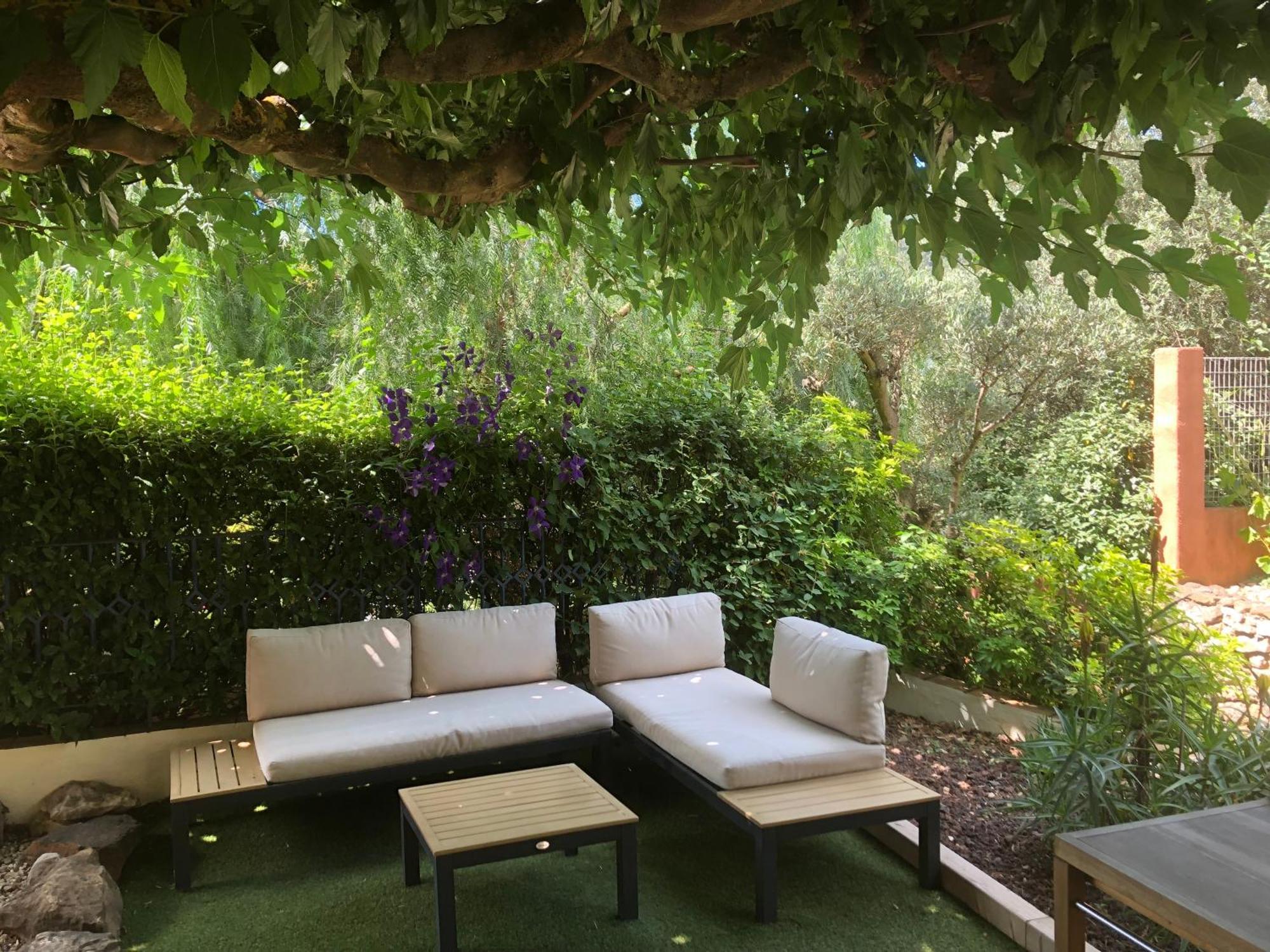 Appartement Dans La Colline Belgentier Bagian luar foto